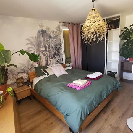 Appartement Cosy Avec Terrasse Mauguio Exterior photo